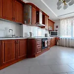 Happy Time Apartment